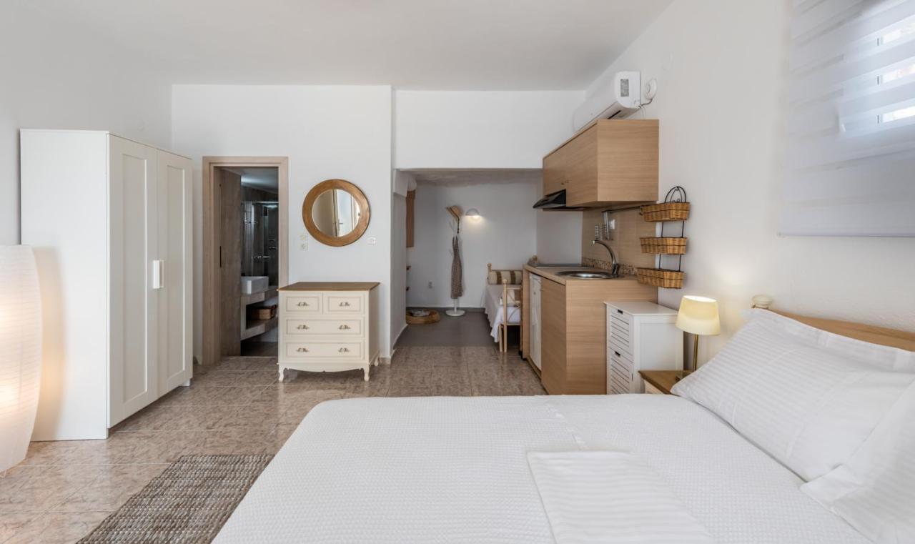 Anemi Suites アダマス エクステリア 写真