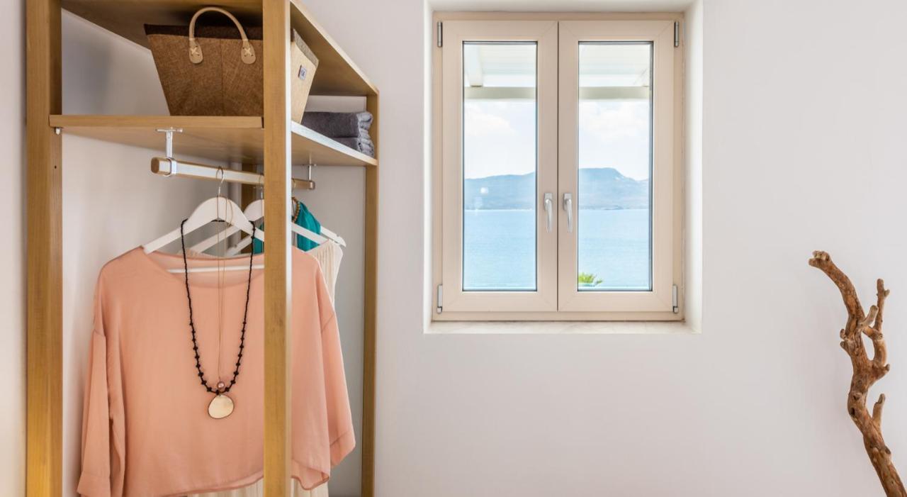 Anemi Suites アダマス エクステリア 写真