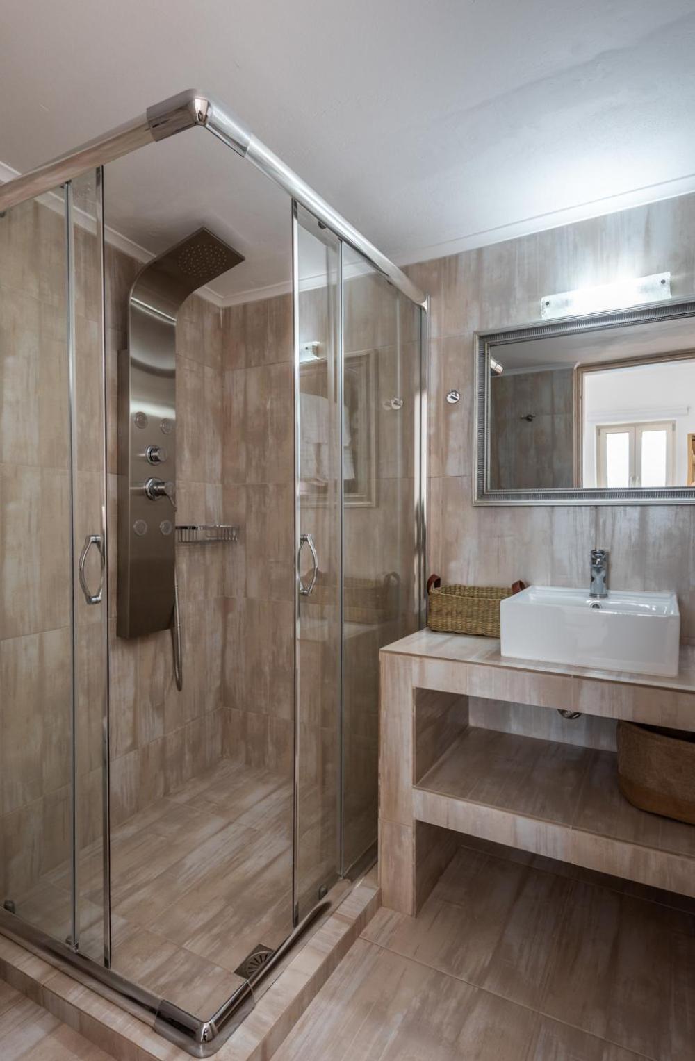Anemi Suites アダマス 部屋 写真