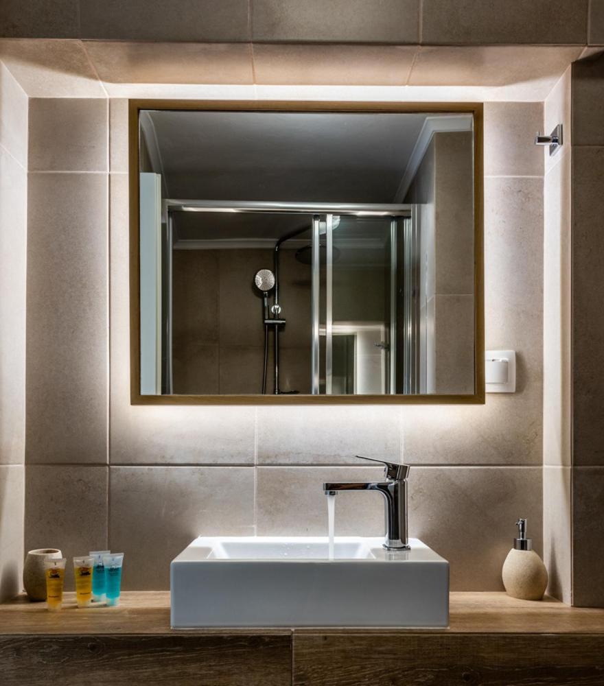 Anemi Suites アダマス 部屋 写真