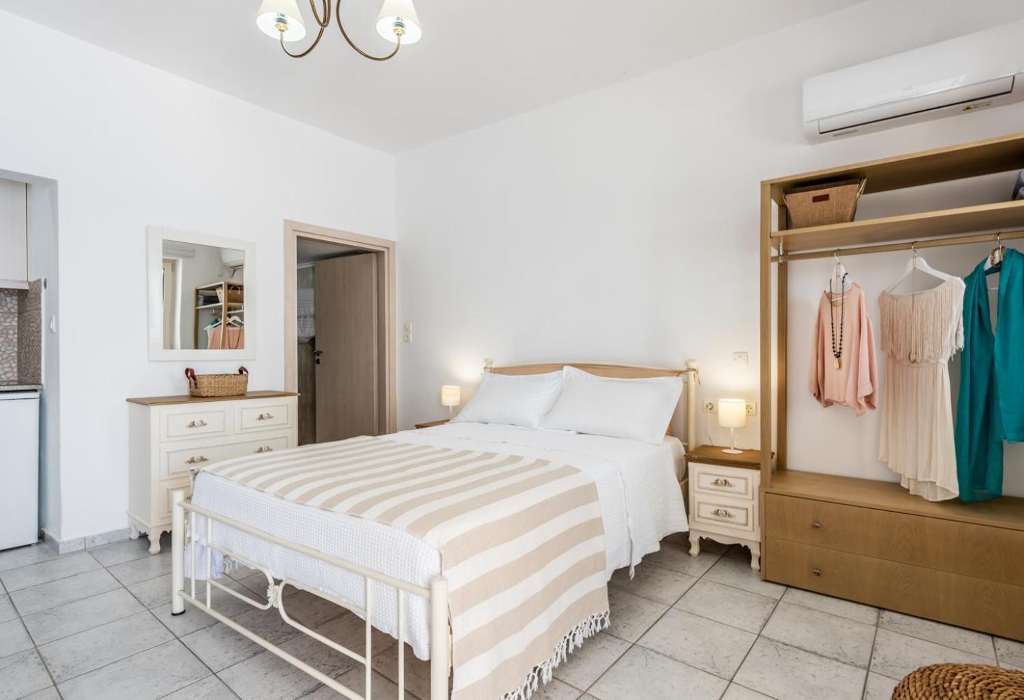 Anemi Suites アダマス 部屋 写真
